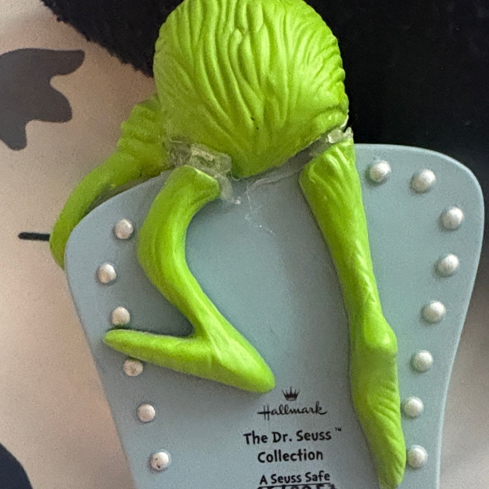 Hallmark Grinch coin bank Holiday Decor in Green and Blue - Picture 6 of 7
